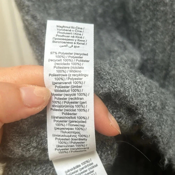 Pieces Hanni Spread-Collar Rib-Knit Poncho grey sweater vest - Picture 6 of 9